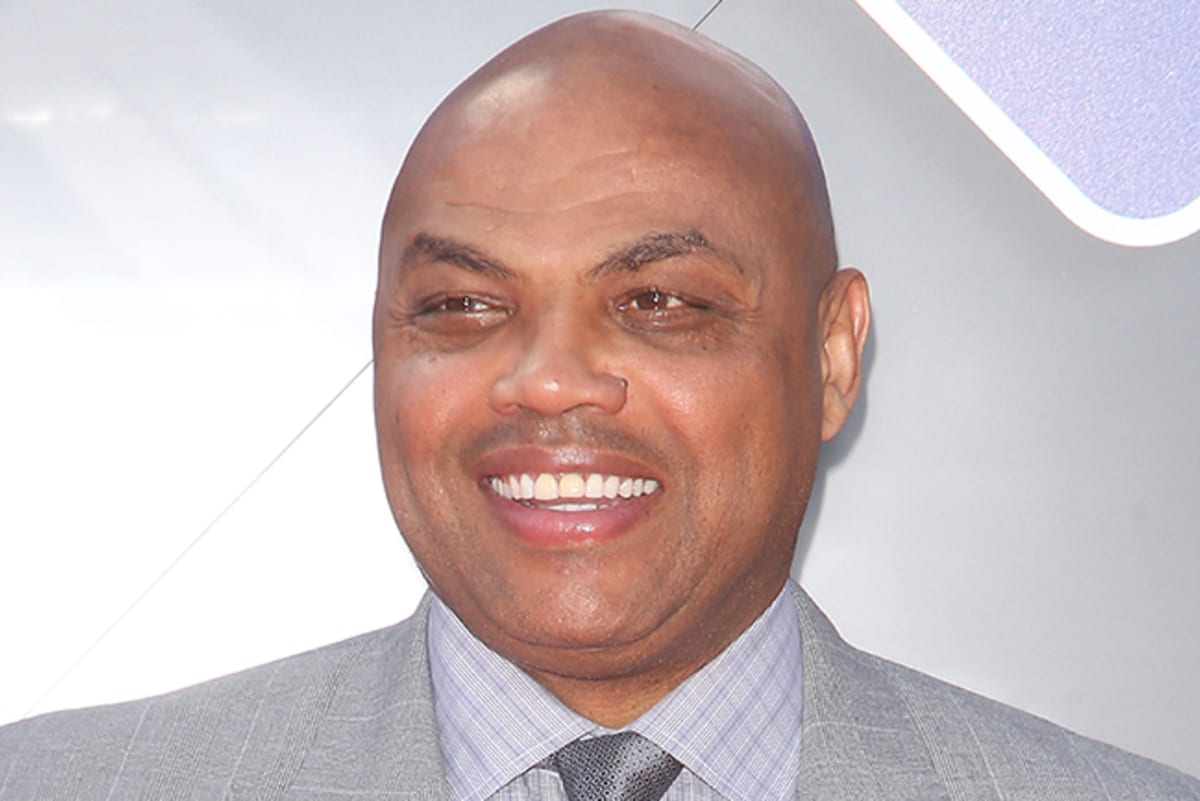 Charles Barkley Recalls Taking Off Clothes To Fight 3 Weightlifters In 