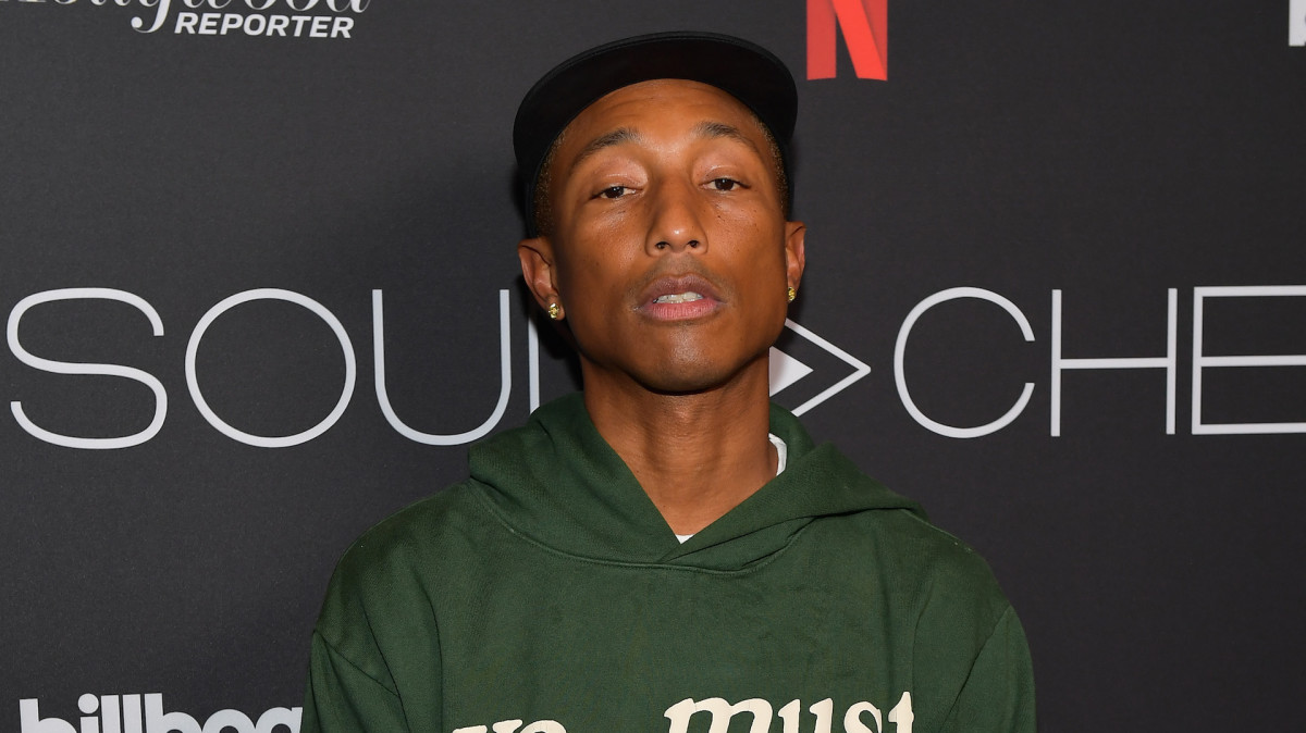 Pharrell Gives Surprise Commencement Speech to Norfolk State Graduates ...